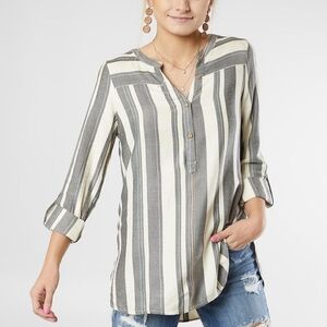 Daytrip Striped Split neck Henley top gray cream